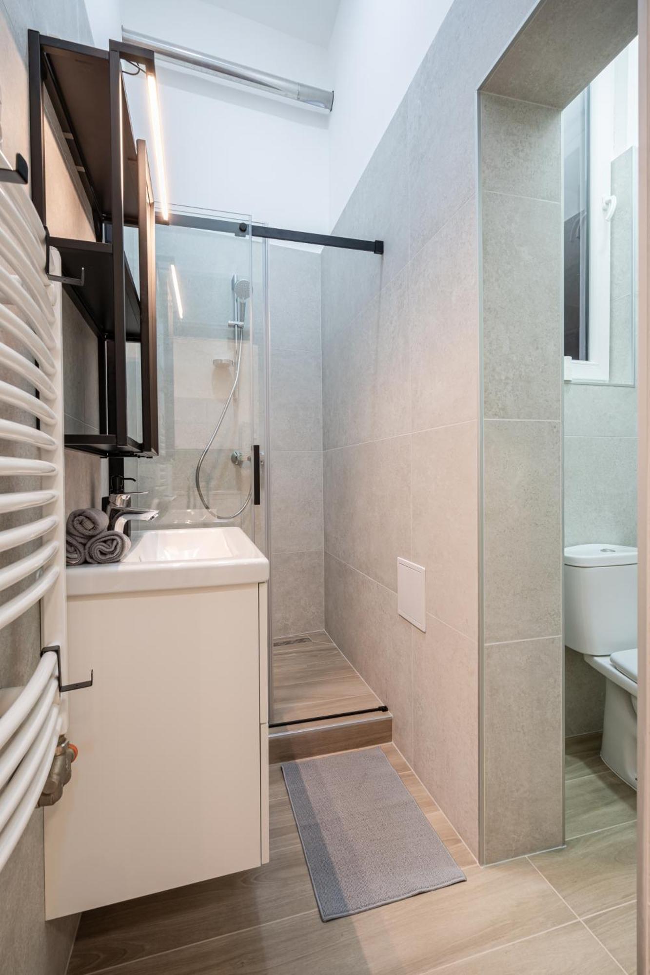 Luxurious Downtown Family Suite Budapest Eksteriør billede